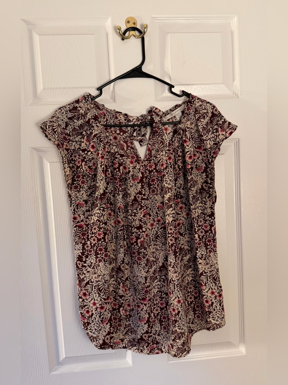 LC Lauren Conrad Burgundy Floral Cap-Sleeve Tie-Neck Blouse